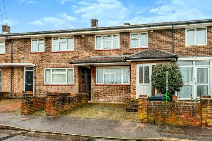 3 Bedroom Terraced House To Rent In Forestside Avenue, Havant, Hampshire, PO9