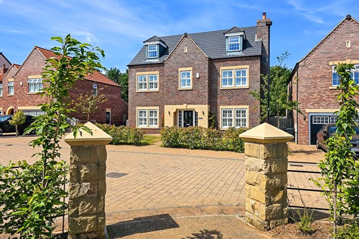 6 Bedroom Detached House For Sale In Wentworth Street, Wetherby, LS22