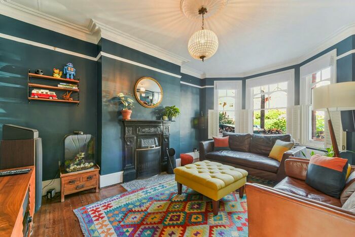 4 Bedroom Property To Rent In Revelstoke Road, London, SW18