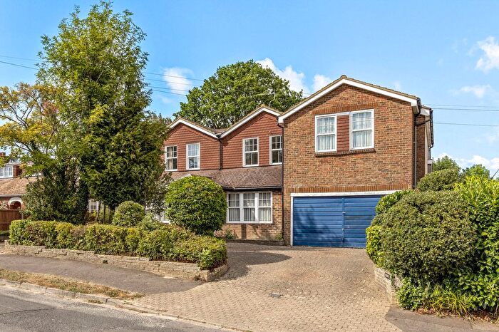 5 Bedroom Detached House For Sale In Spencers Place, Horsham, RH12