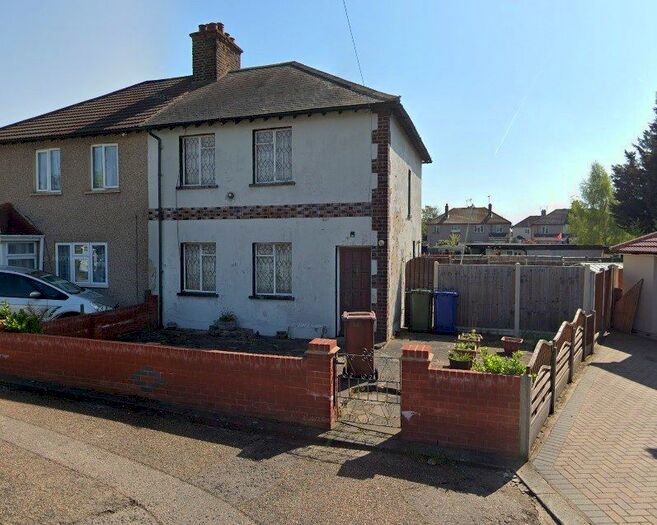 3 Bedroom Terraced House To Rent In Thurloe Walk, Grays, RM17