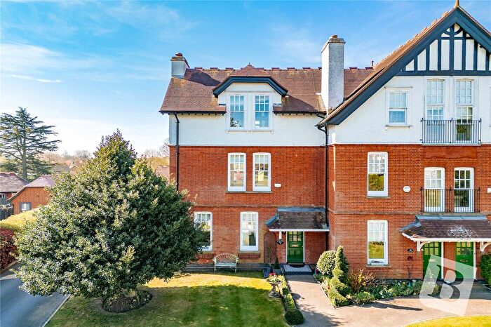 3 Bedroom End Of Terrace House For Sale In Great Stony Park, Ongar, Essex, CM5