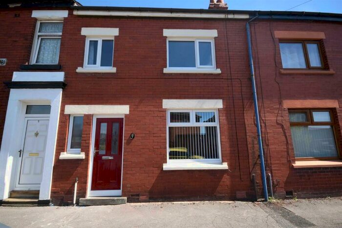 3 Bedroom Terraced House To Rent In Rose Street, Farington, Preston, PR25