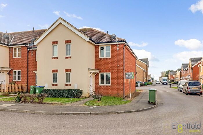 2 Bedroom Semi-Detached House To Rent In Montreal Close, Peacehaven, BN10