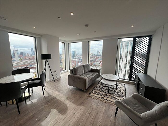 2 Bedroom Flat For Sale In Great Ancoats Street, Manchester, M4