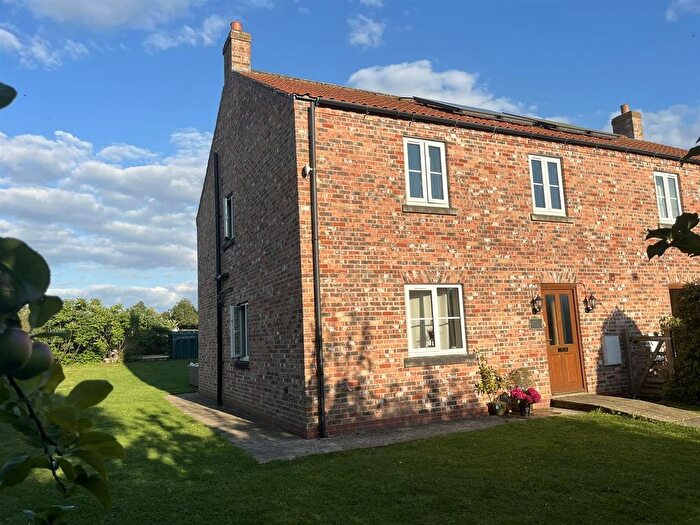4 Bedroom Property To Rent In Scrayingham, York, YO41