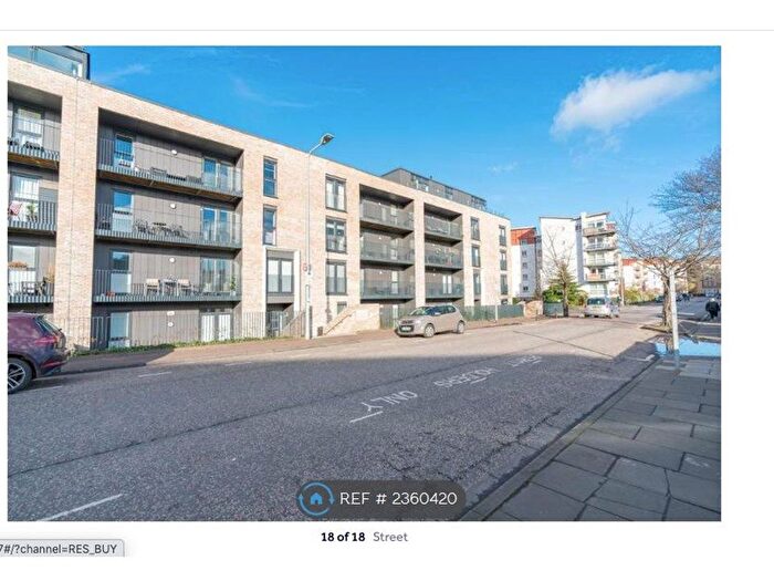 2 Bedroom Flat To Rent In Brunswick Road, Edinburgh, EH7