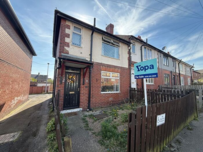 3 Bedroom End Of Terrace House For Sale In Greenside Avenue, Barnsley, S75