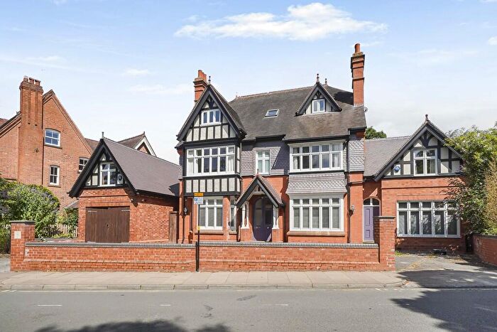 7 Bedroom Detached House For Sale In St Marys Road, Harborne, B17