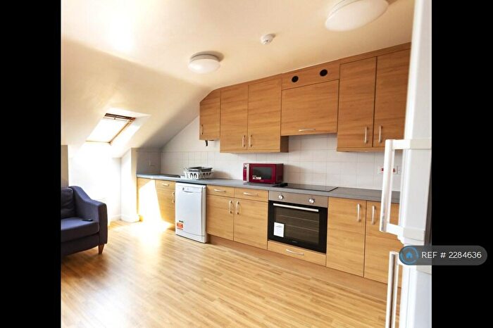 7 Bedroom Flat To Rent In Fieldings Lodge, Winchester, SO22