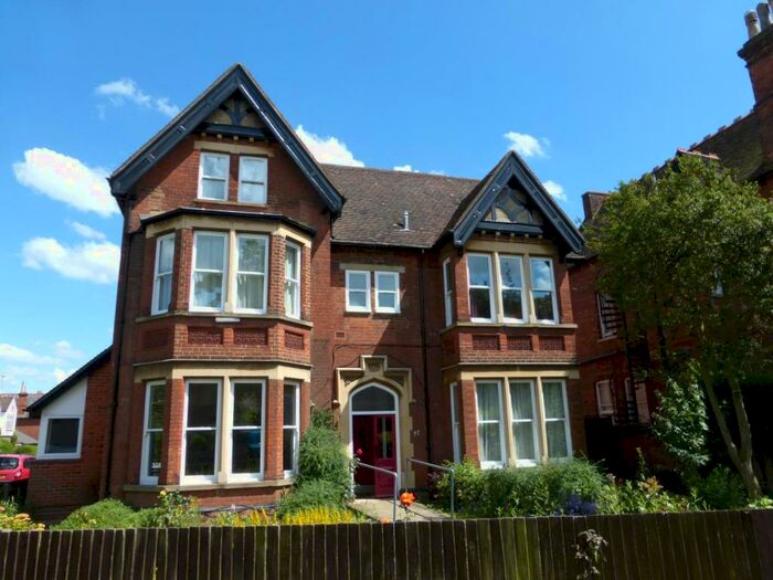 1 Bedroom Flat To Rent In Flat E Kimbolton Road, Bedford, MK40