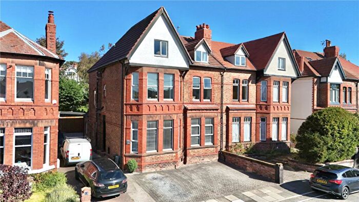 4 Bedroom Maisonette For Sale In Westbourne Grove, West Kirby, Wirral, Merseyside, CH48