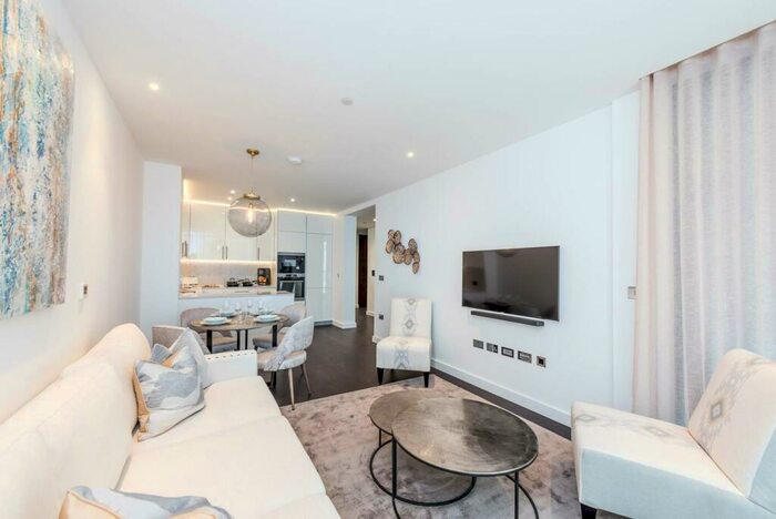2 Bedroom Flat To Rent In Charles Clowes Walk, Nine Elms, London, SW11