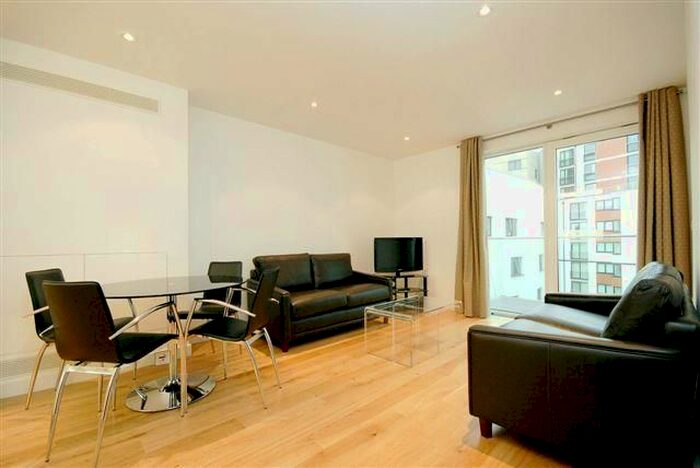 2 Bedroom Flat To Rent In Gillingham Street, Westminster, London, SW1V