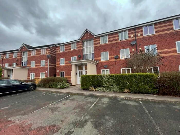 2 Bedroom Flat To Rent In Blackburn Street, Salford, M3