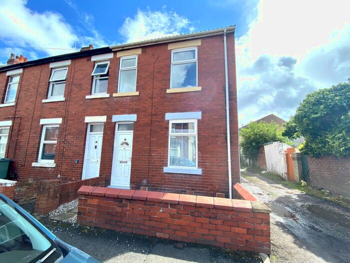 2 Bedroom End Of Terrace House To Rent In Brown Street, Thornton-Cleveleys, Lancashire, FY5