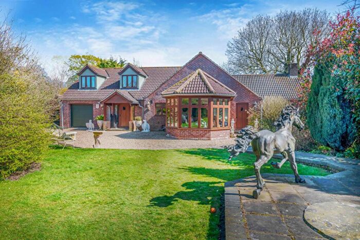 4 Bedroom Detached House For Sale In Baconsthorpe Road, Hempstead, Holt, NR25