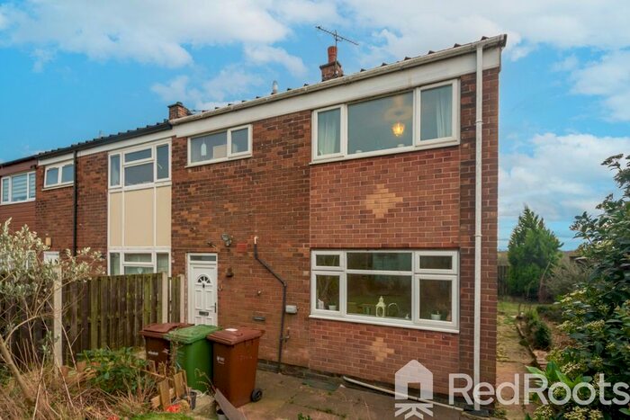 3 Bedroom End Of Terrace House For Sale In Springfield View, Ackton, Pontefract, West Yorkshire, WF7