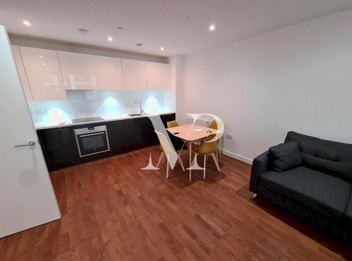 1 Bedroom Flat To Rent In Discovery Tower, London, E16