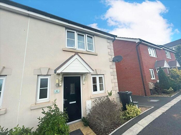 2 Bedroom Semi Detached House To Rent In Crab Apple, Cranbrook, EX5