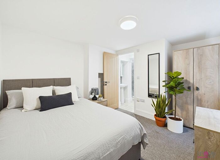 1 Bedroom Property To Rent In Kingsholm Road, Gloucester, GL1