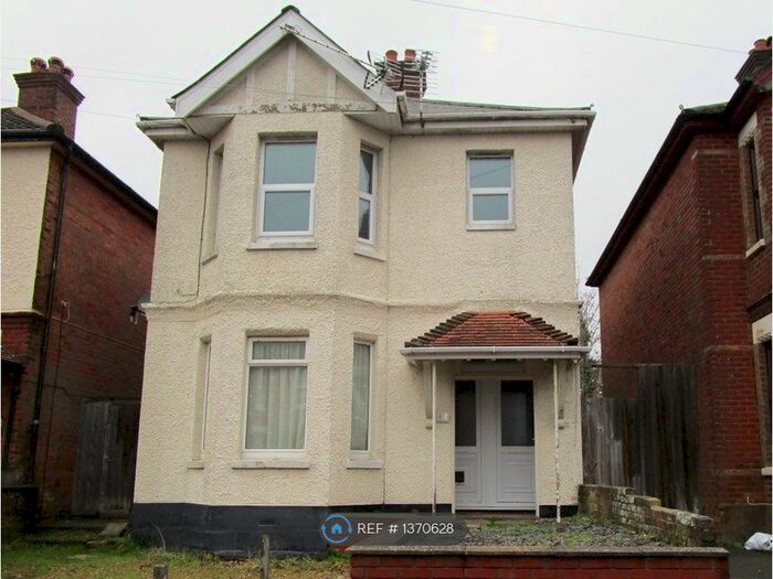 2 Bedroom Flat To Rent In Stanfield Road, Bournemouth, BH9