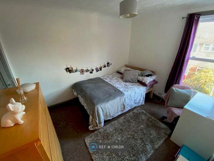 4 Bedroom End Of Terrace House To Rent In New Town Street, Canterbury CT1