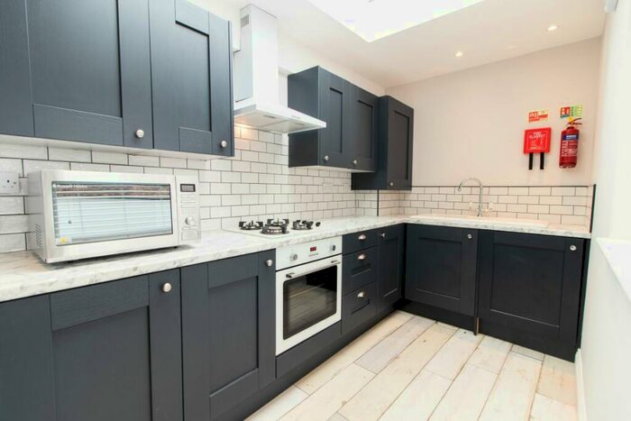 6 Bedroom Property To Rent In Jamieson Road, Liverpool, L15