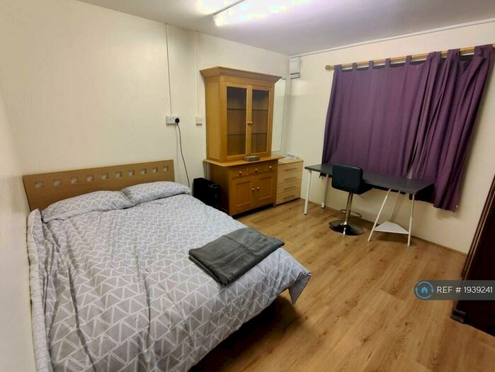 Studio To Rent In Curtis Avenue, Abingdon, OX14