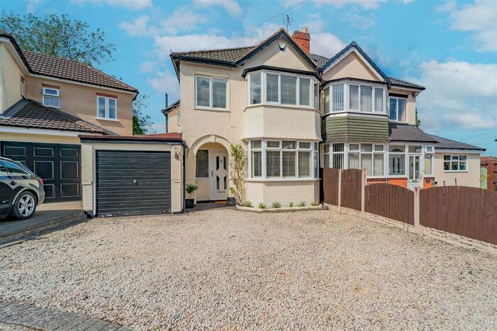 3 Bedroom Property To Rent In Torre Avenue, Birmingham, B31