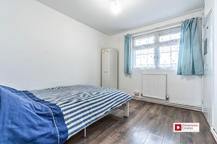2 Bedroom Flat To Rent In Bonner Road, Bethnal Green, London, E2