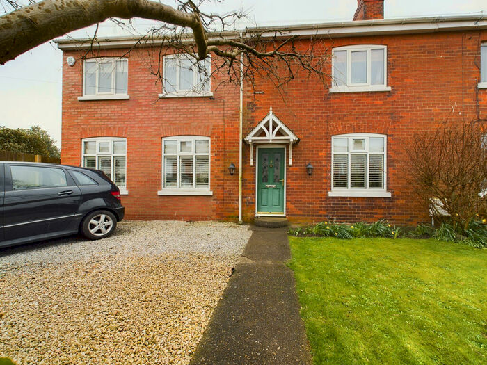 4 Bedroom Semi-Detached House For Sale In Waxholme Road, Withernsea, HU19