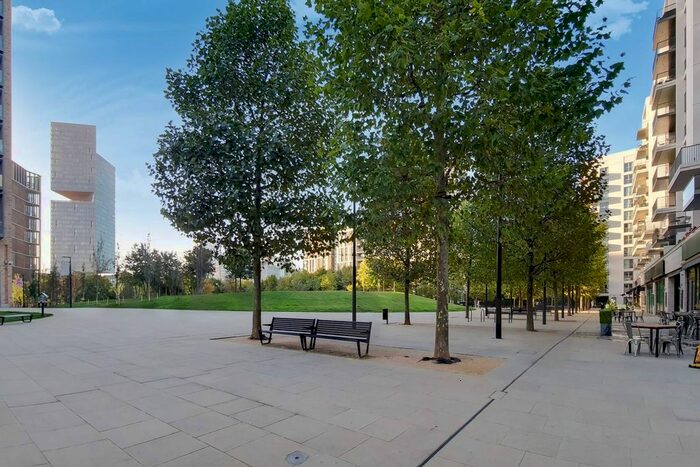 1 Bedroom Flat To Rent In Napa Close, Stratford, London, E20