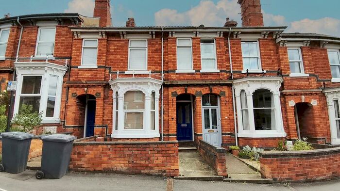 4 Bedroom House To Rent In North Parade, Lincoln, LN1