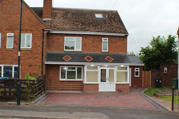 5 Bedroom Semi-Detached House To Rent In Queensway, Leamington Spa, CV31