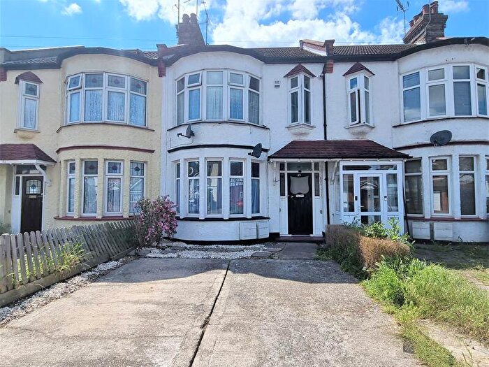 1 Bedroom Flat To Rent In Surbiton Road, Southend-on-Sea, SS2