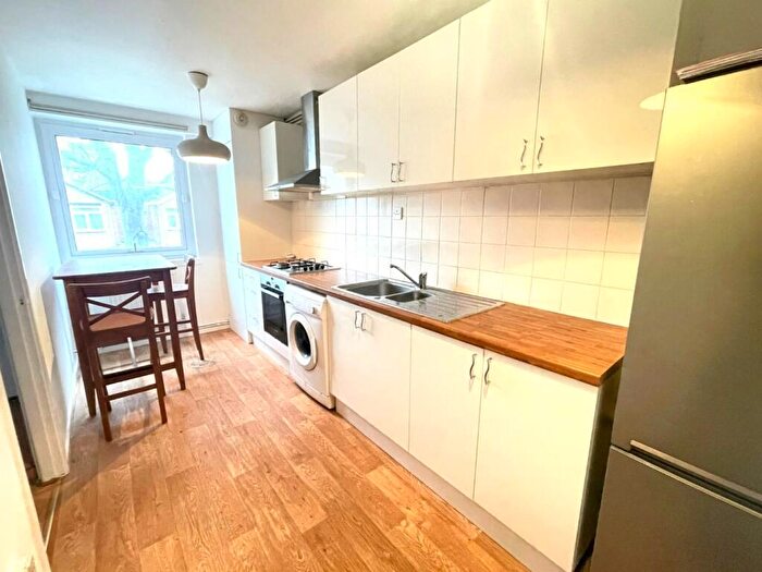 1 Bedroom Flat For Sale In Mace Street, Bethnal Green, E2 - Photo 2