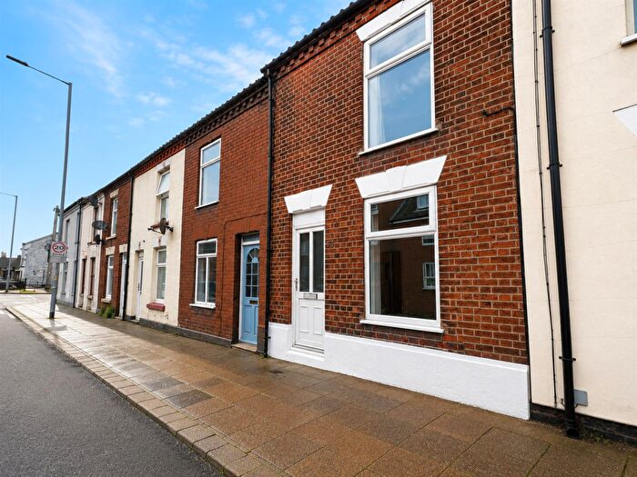 2 Bedroom House To Rent In Sprowston Road, Norwich, NR3