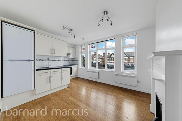 1 Bedroom Flat To Rent In Croydon Road, Beckenham, BR3