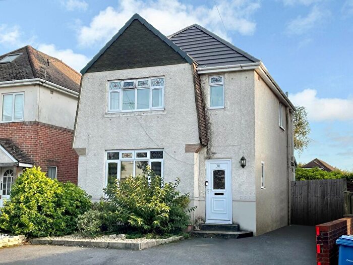 3 Bedroom Detached House For Sale In Pearson Avenue, Poole, BH14