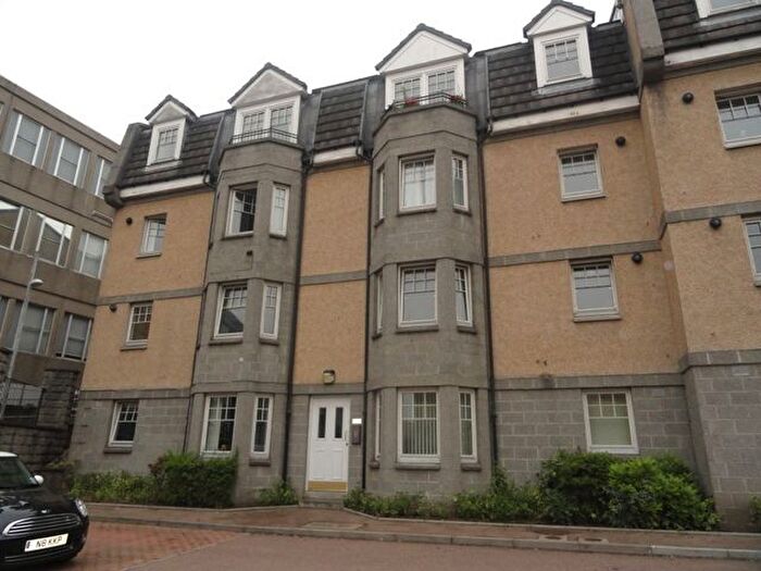 2 Bedroom Flat To Rent In Candlemakers Lane, City Centre, Aberdeen, AB25