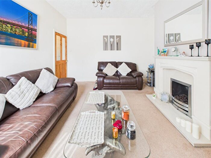 2 Bedroom Apartment For Sale In Victoria Road East, Hebburn, Tyne And Wear, NE31