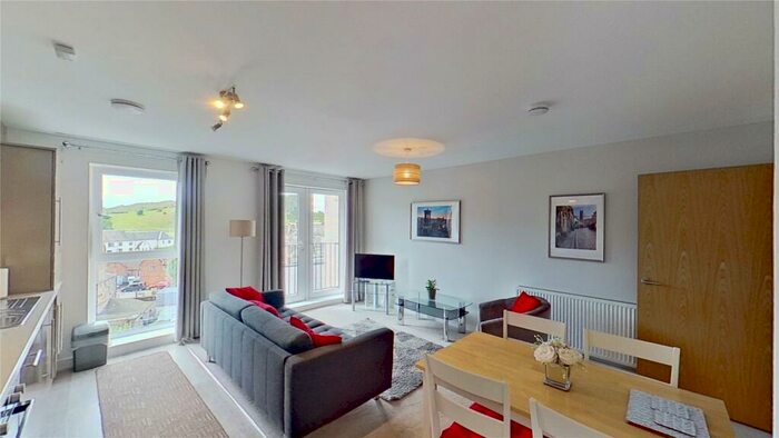 2 Bedroom Flat To Rent In Elsie Inglis Way, Edinburgh, Midlothian, EH7