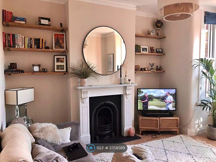 2 Bedroom Flat To Rent In Forest Hill, London, SE23