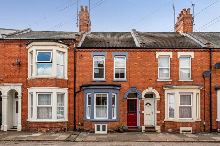3 Bedroom Terraced House For Sale In Purser Road, Abington, Northampton, Northamptonshire, NN1