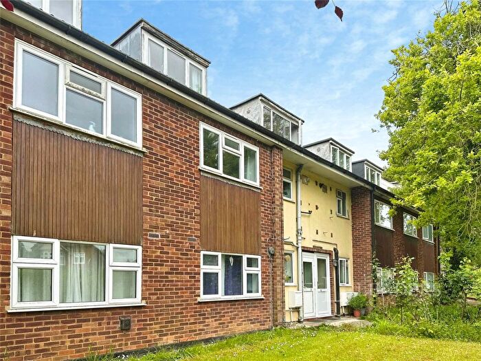 3 Bedroom Flat For Sale In Havers Lane, Bishop's Stortford, Hertfordshire, CM23