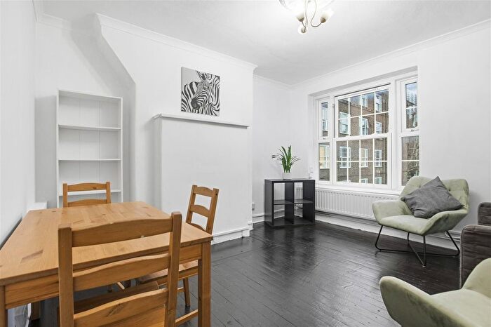 2 Bedroom Flat For Sale In Falmouth Road, London, SE1
