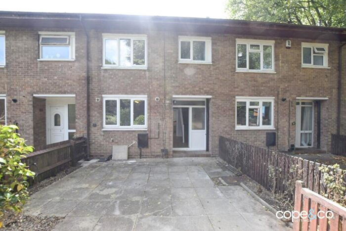 3 Bedroom Terraced House To Rent In Mundy Street, Derby, Derbyshire, DE1