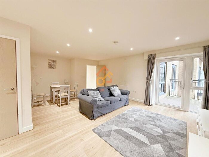 2 Bedroom Flat To Rent In Capri House, Beaufort Square, London, NW9