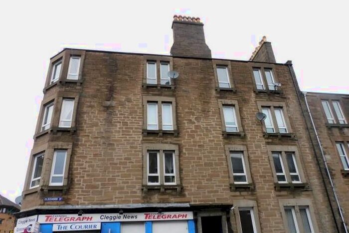 2 Bedroom Flat To Rent In Cleghorn Street, Dundee, DD2